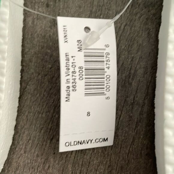 ❤️NWT Old Navy green and white stripes summer flip flops size 8 - Picture 2 of 5